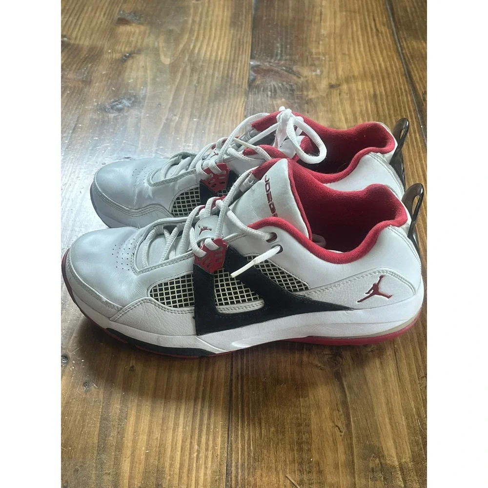NIKE AIR JORDAN TRUNNER Q4 WHITE‎ VARSITY RED 343408-162 Size 9.5